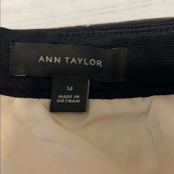 ❗️SOLD❗️Ann Taylor Tweed plaid Skirt Sz 14 - Picture 5 of 8